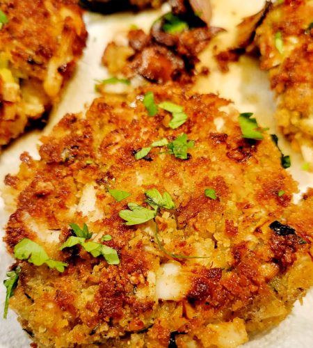 PANKO ENCRUSTED CRAB CAKES